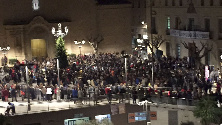 Plataforma de afectados por la línea de alta tensión: “Estamos hartos de promesas incumplidas, de paripés y circos en la Asamblea”